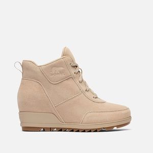 NWT Sorel Evie Lace Bootie Size 8 Color Sandy Tan
